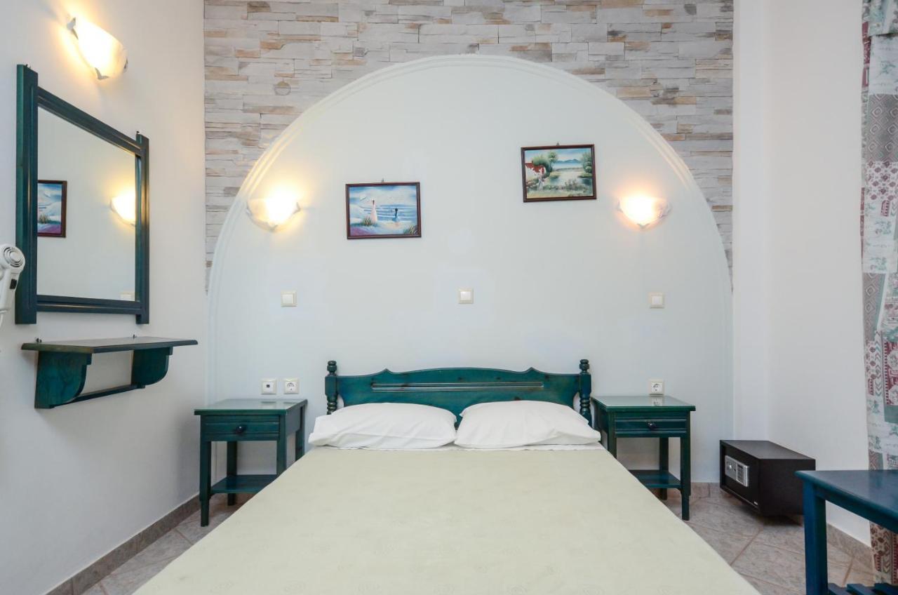 Polemis Studios & Apartments Agia Anna  Buitenkant foto