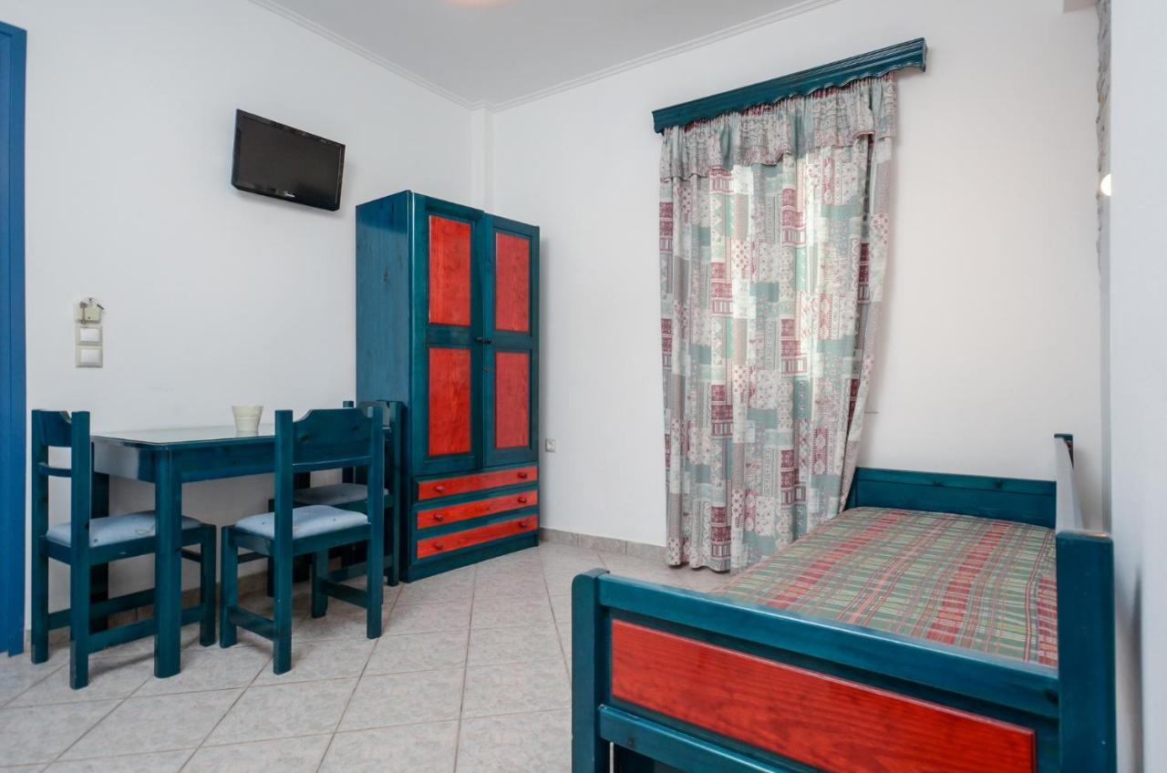Polemis Studios & Apartments Agia Anna  Buitenkant foto
