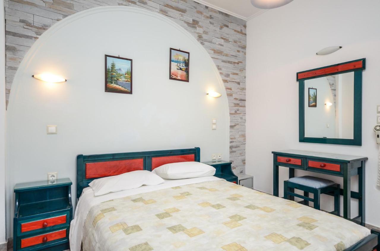 Polemis Studios & Apartments Agia Anna  Buitenkant foto